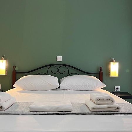 Athenian Vintage Style 2 Bdr Apartment Esterno foto