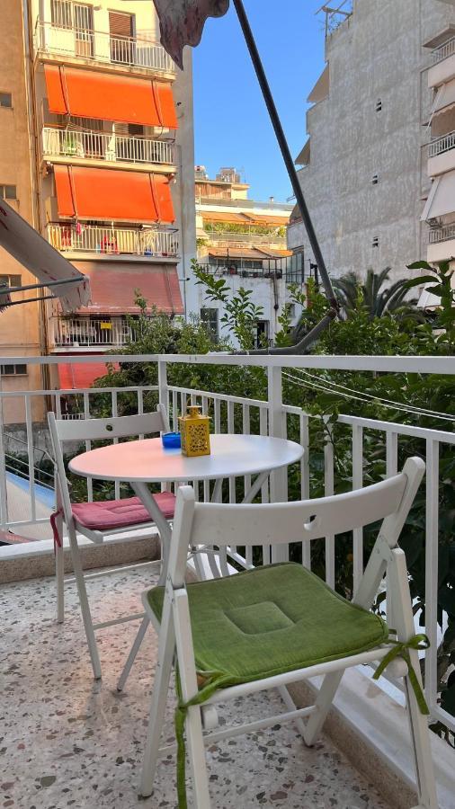 Athenian Vintage Style 2 Bdr Apartment Esterno foto